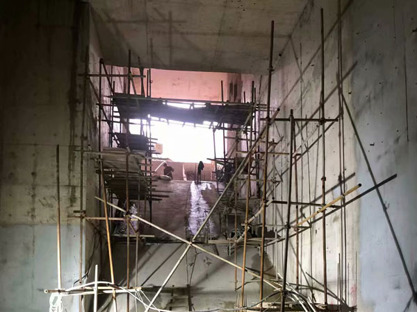 �����Ҷ�©